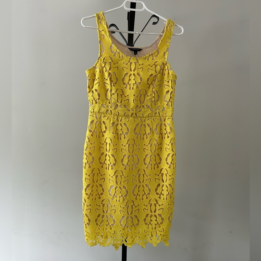 Banana Republic Yellow Lace Sleeveless Dress, Size 2P.